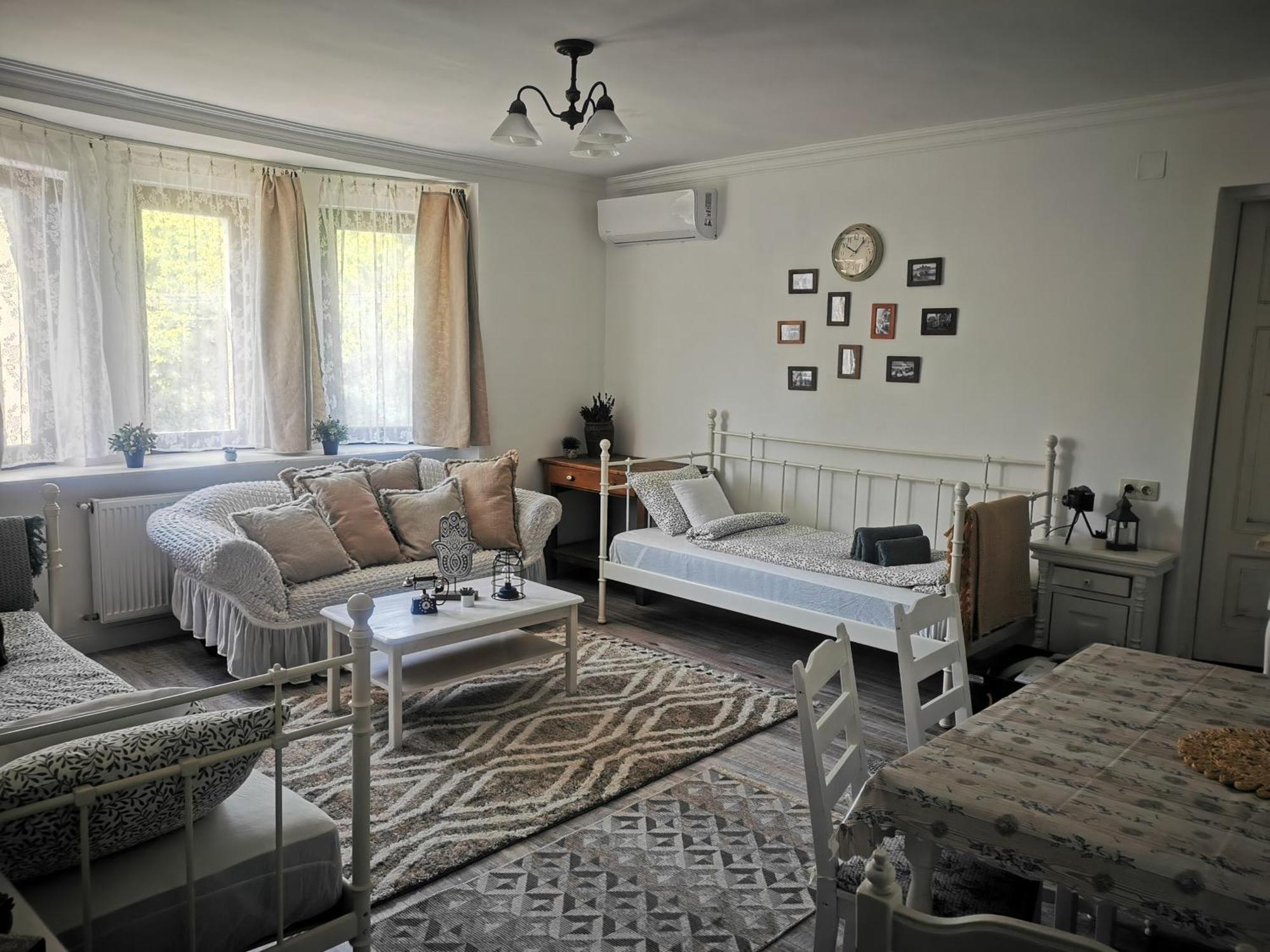 Kuria Apartman Budapest With Free Parking Εξωτερικό φωτογραφία